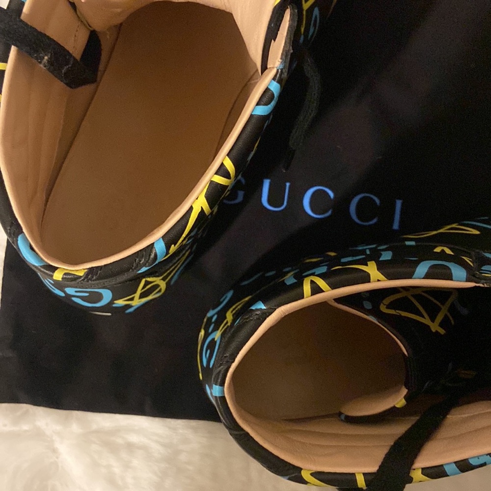 Gucci Ghost Leather Hi-top Sneakers - Picture 7 of 7